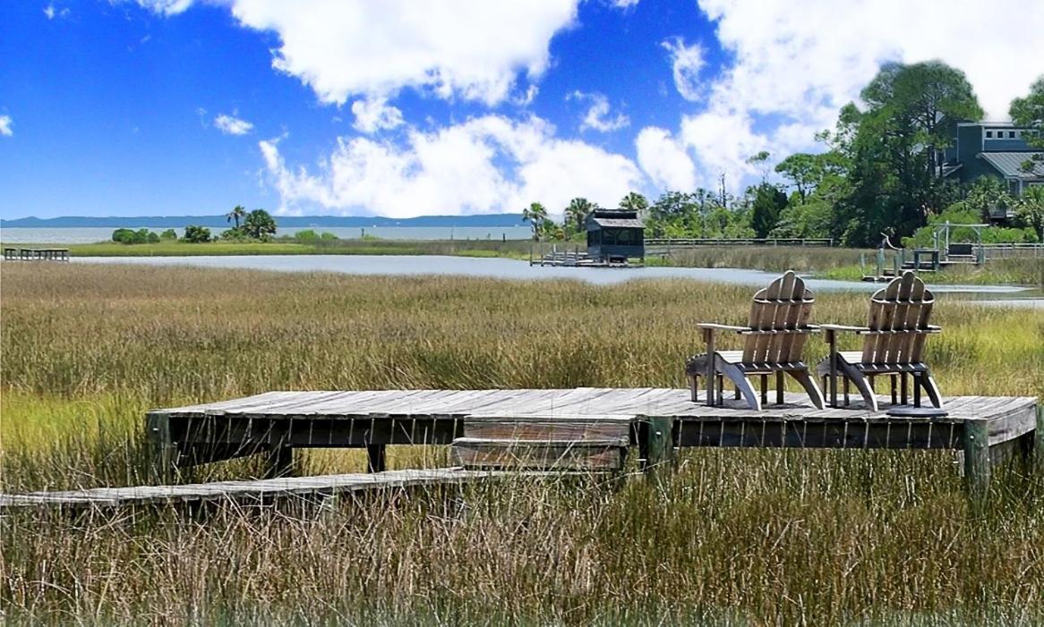 Bikinis & Martinis St. George Island Exterior foto
